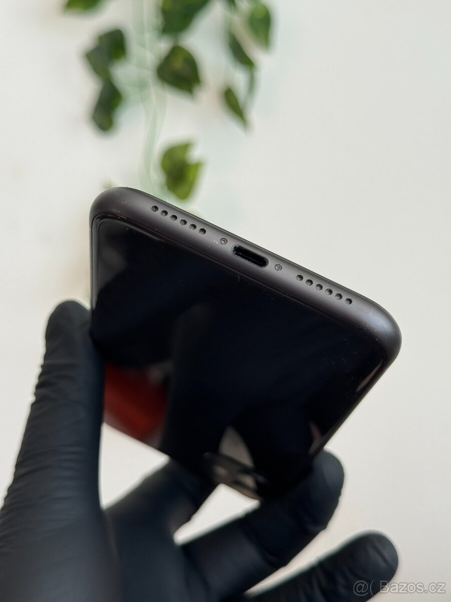 iPhone 11 64GB - 94% baterie, DPH - 4