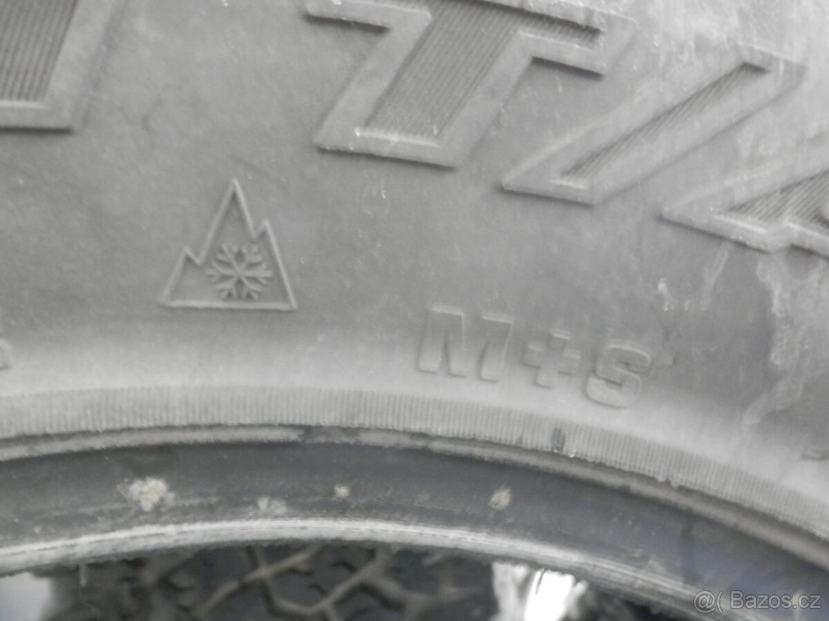 BF Goodrich All terrain 265/70 r17 - 4