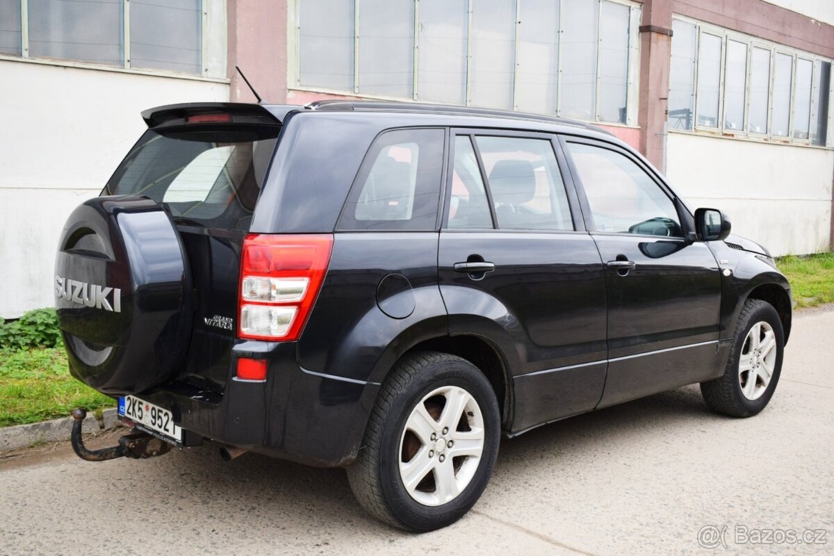 Suzuki Grand Vitara 1.9DDiS 4X4/MANUÁL/ČR/TAŽNÉ/AC - 4