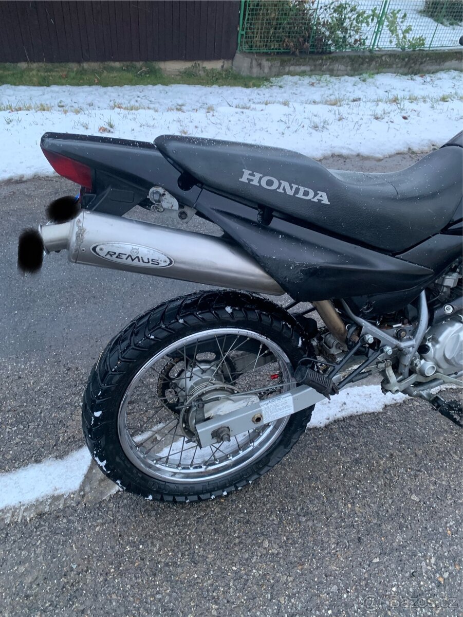 2006 Honda XR125L - 4