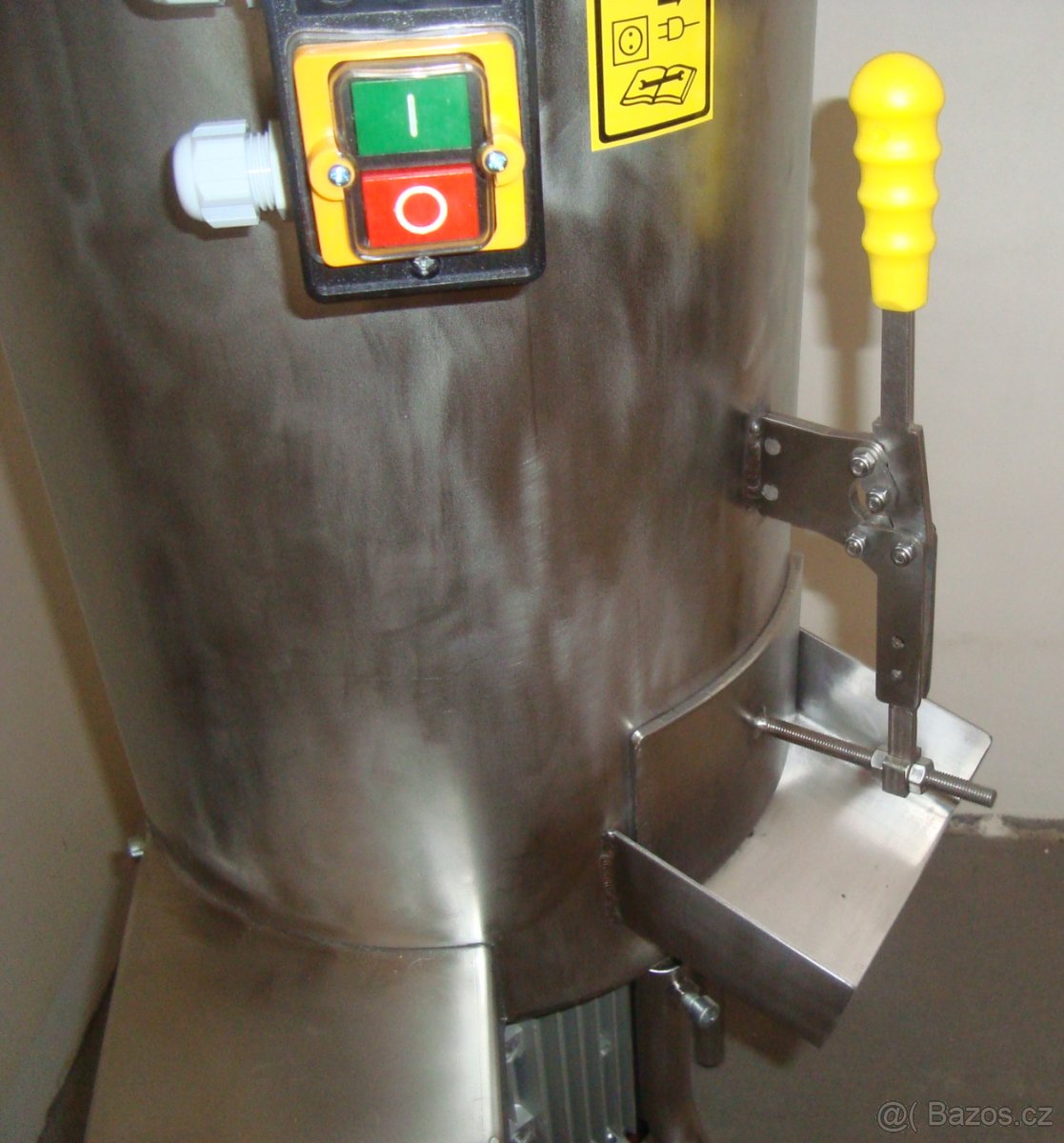 Nerezový profesionální odpeckovač a drtič ovoce DOP-02 - 4