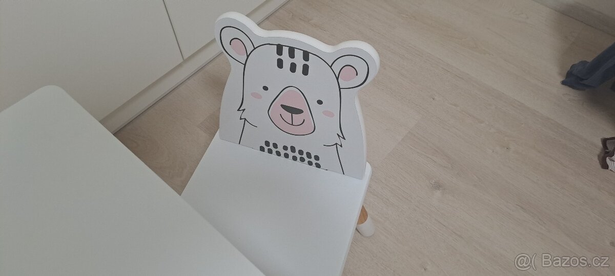 Detsky stolek a zidlicky - 4