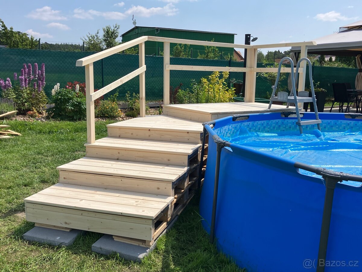 Molo k bazénu - 4