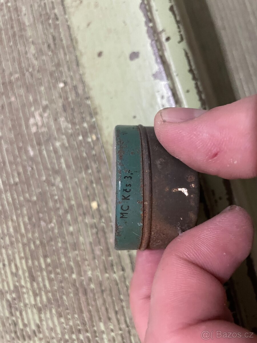 Staré kovové krabičky - 4