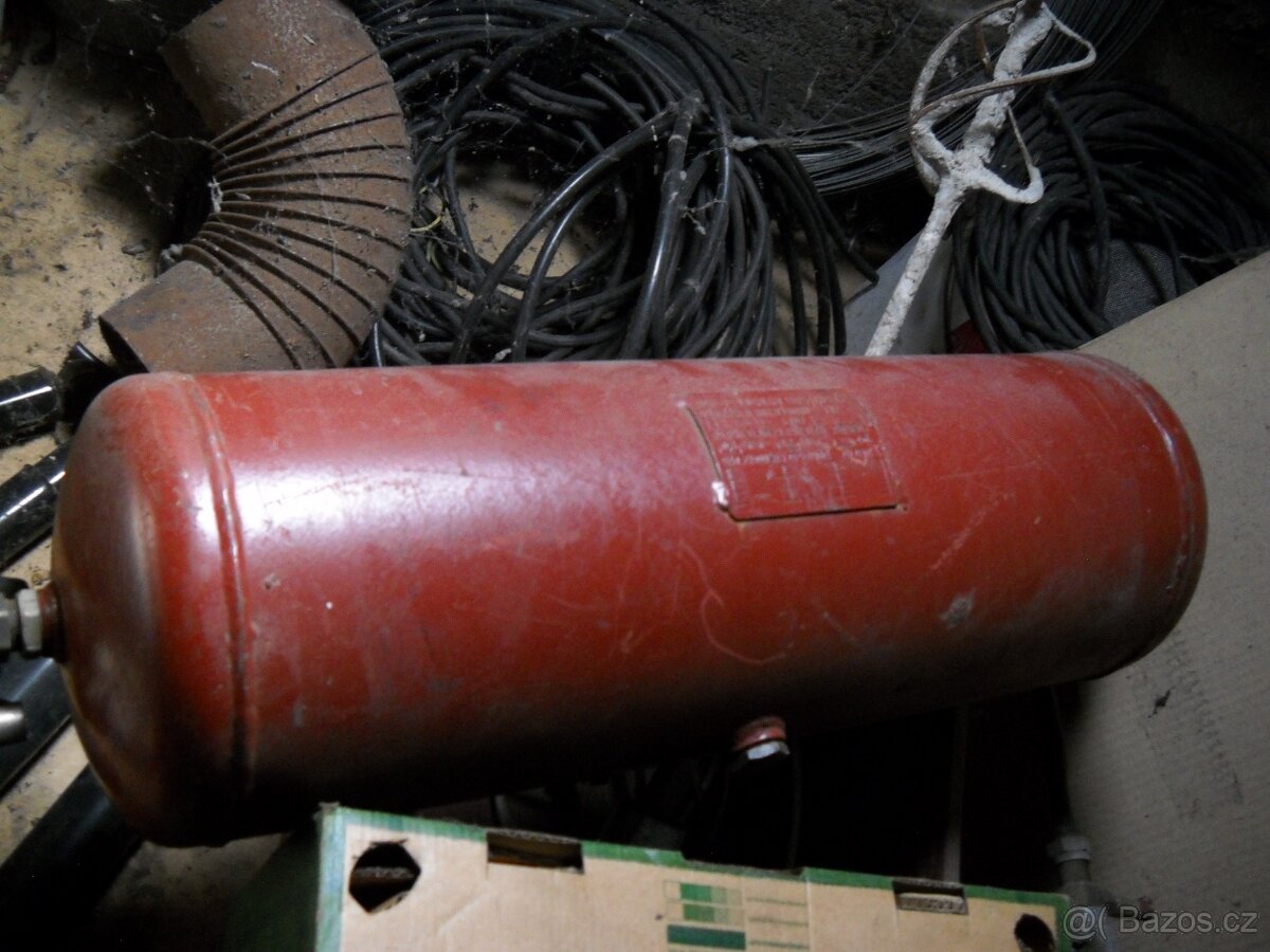 Zetor 20-7745 vzduchojem - 4