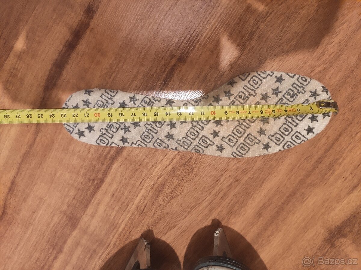 Zimní brusle 23 cm Botas - 4