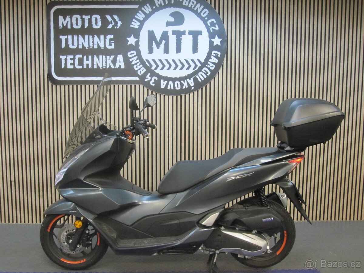Honda PCX 125i šedý - 4
