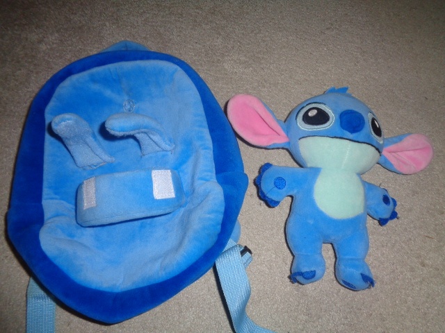 Plyšový batoh Stitch- velmi moderní a oblíbený - 4