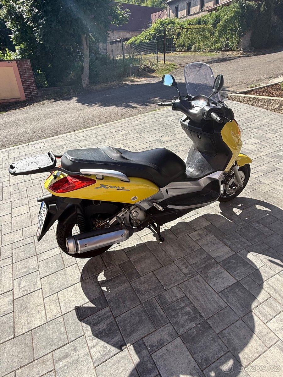 Yamaha 250 xmax skutr - 4