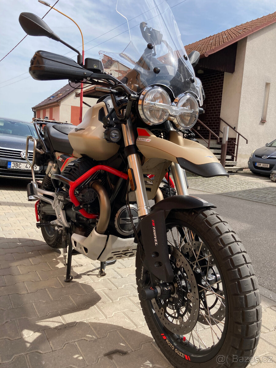 Prodám Moto Guzzi V85TT Travel
