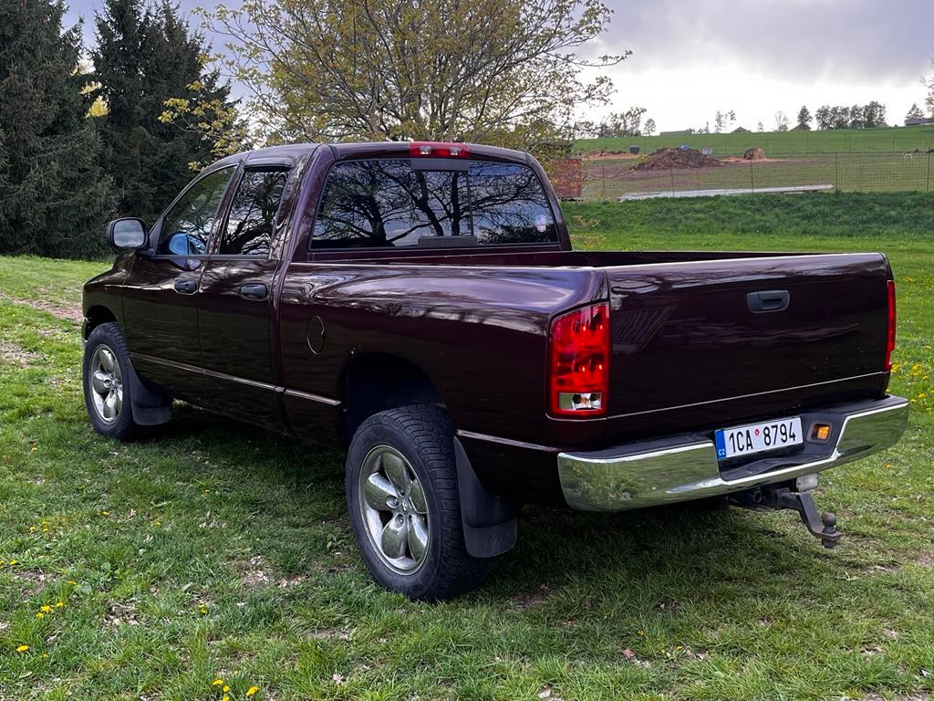 Dodge ram 1500 5.7 Hemi
