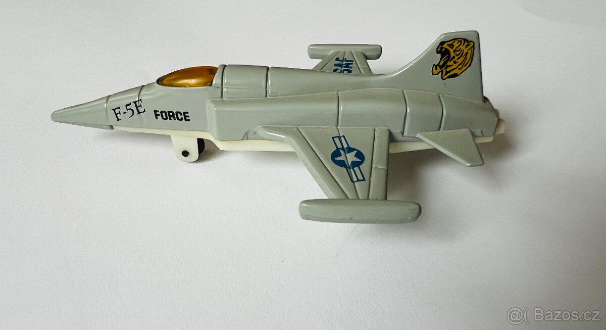 letoun F-5E Tiger II - 4