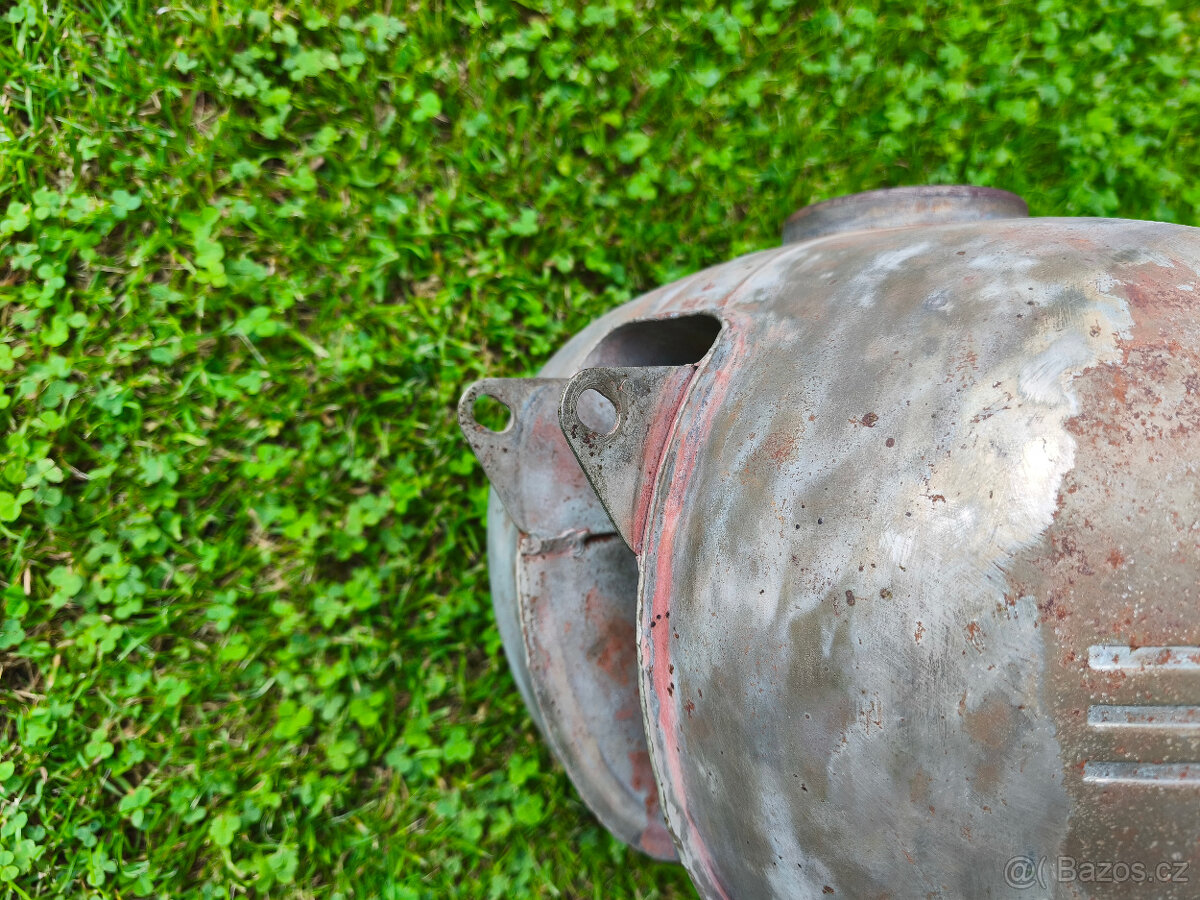 Jawa 250, 350 Kývačka, Panelka - nádrž - pěkná - 4