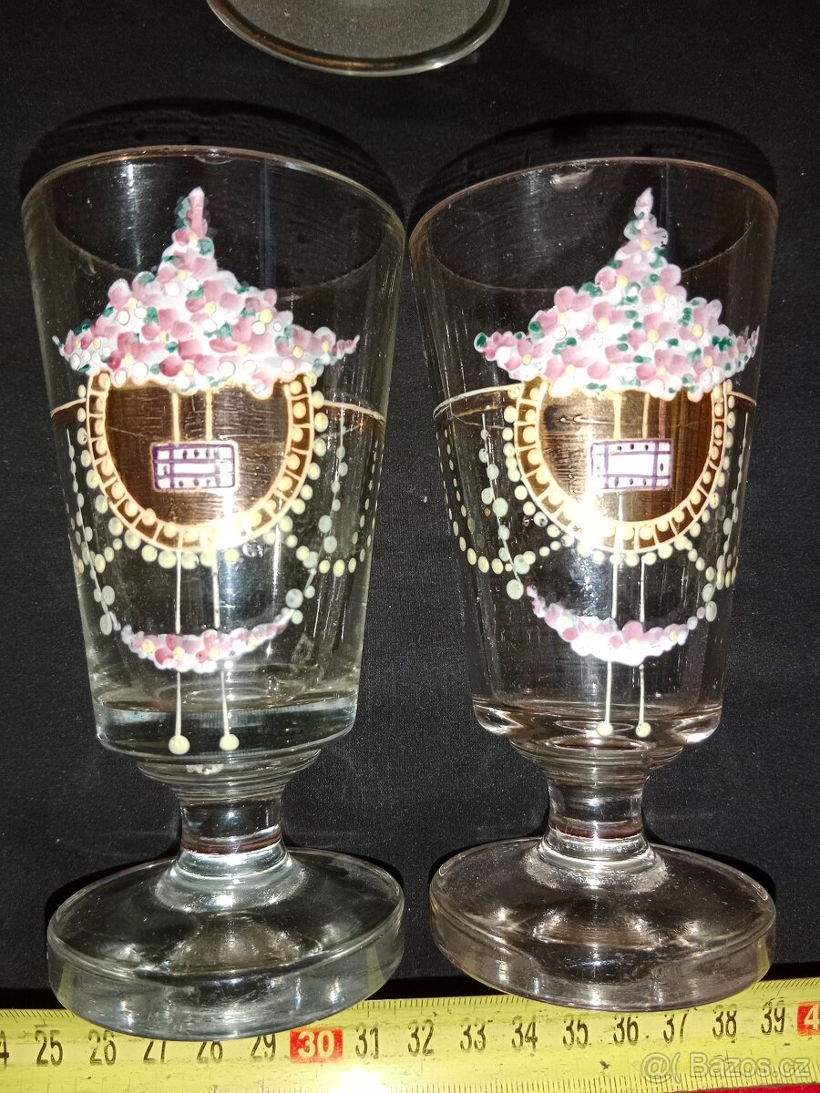 Grogovky 29 ks + 2 ks talířků - zlaté lemování - 4