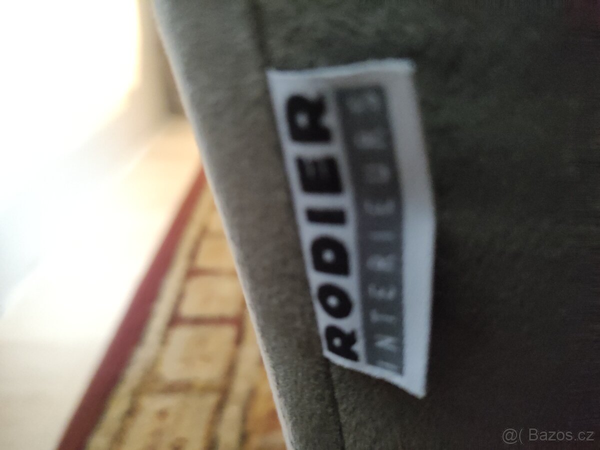 Široké pohodlné křeslo Ušák - 4