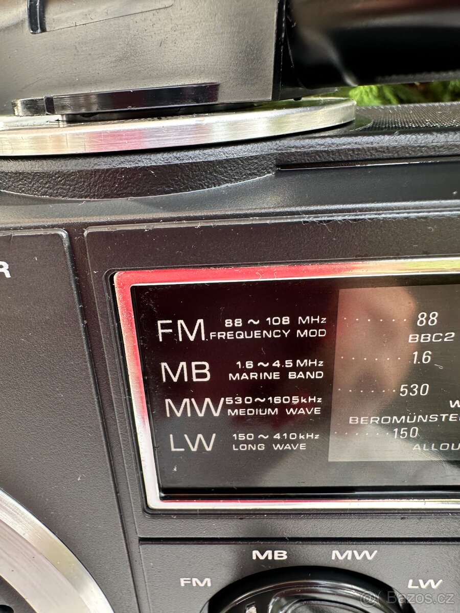 Hitachi Navigator II námořní rádio KH 1170 E rok 1977 - 4