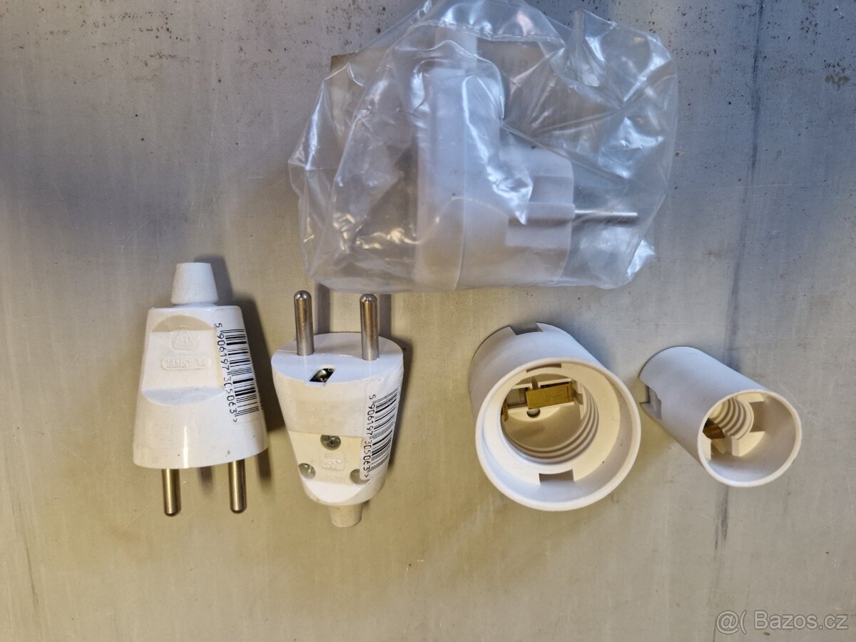 Zásuvky,zástrčky, síťové šňůry, acidurky - 4