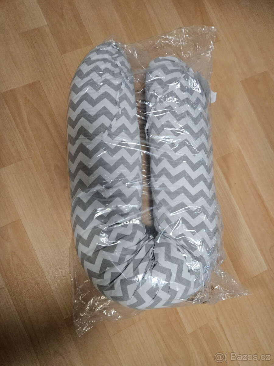 Kojící polštář zig zag - 4