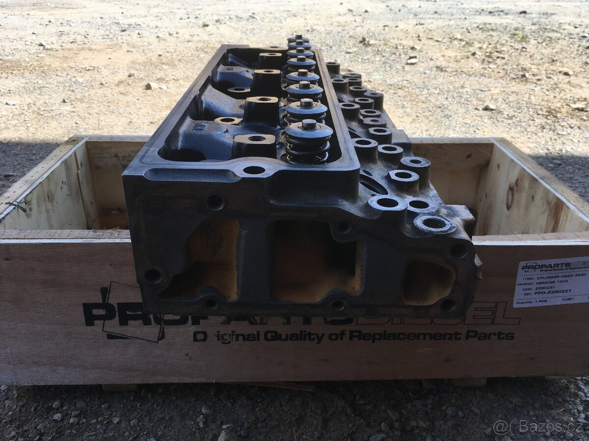 Hlava motoru Caterpillar-Perkins - 4