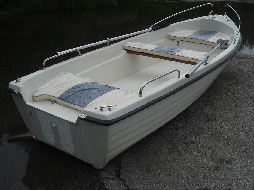 Motorový člun, loď Any 400 - 4