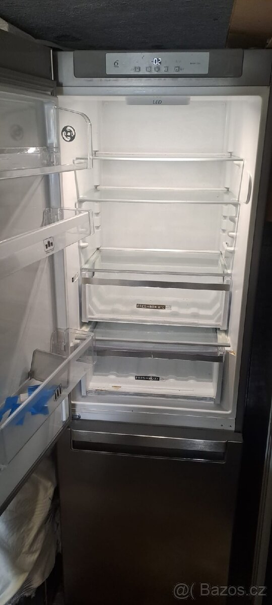 Whirlpool-lednička - 4