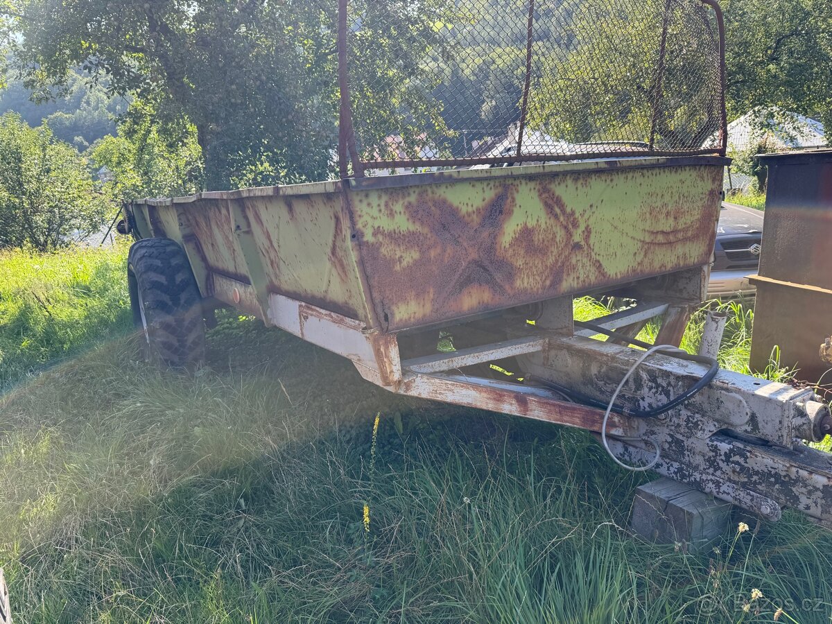 Rozmetadlo hnoje RUR 5 - 4