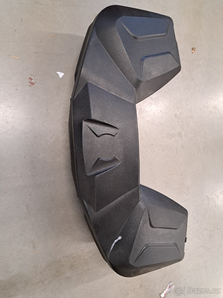 Zadní box Polaris Tourig 570