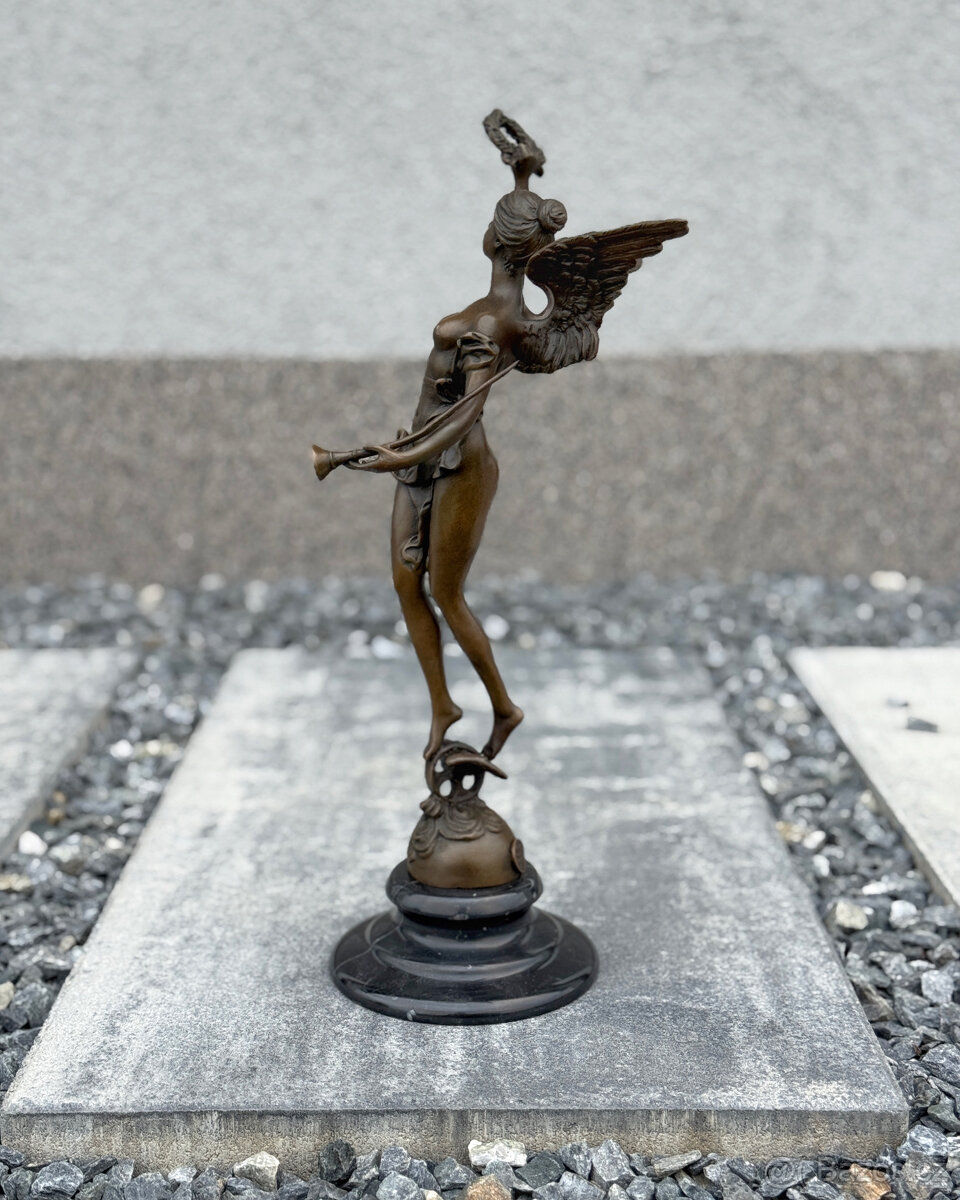 Bronzová socha Okřídlené vítězství Bohyně anděl luxus dekor - 4