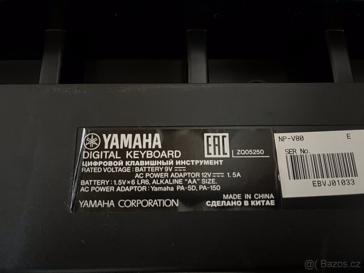 Prodám Yamaha NP-V80 Piaggero + stojan - 4