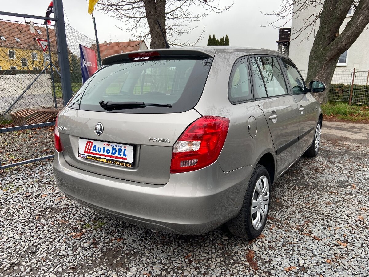 Škoda Fabia 1,2 TSi 77kW DSG Tempomat, AC - 4
