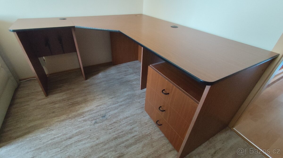 Rohový psací stůl - 4
