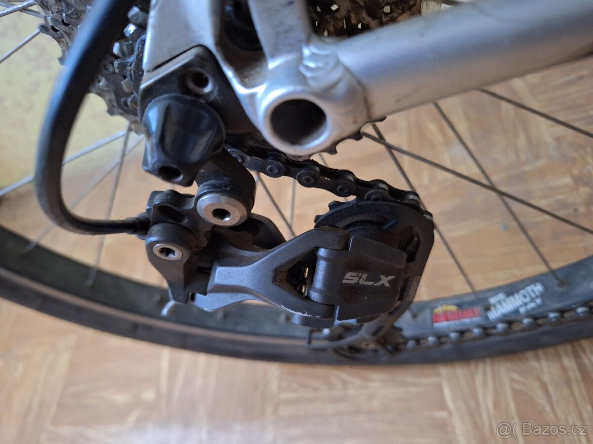 Horské kolo GT Avalanche 1.0 - 4