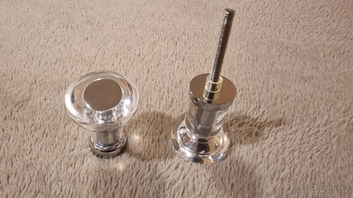 Madla ke sprchovým dveřím - 4