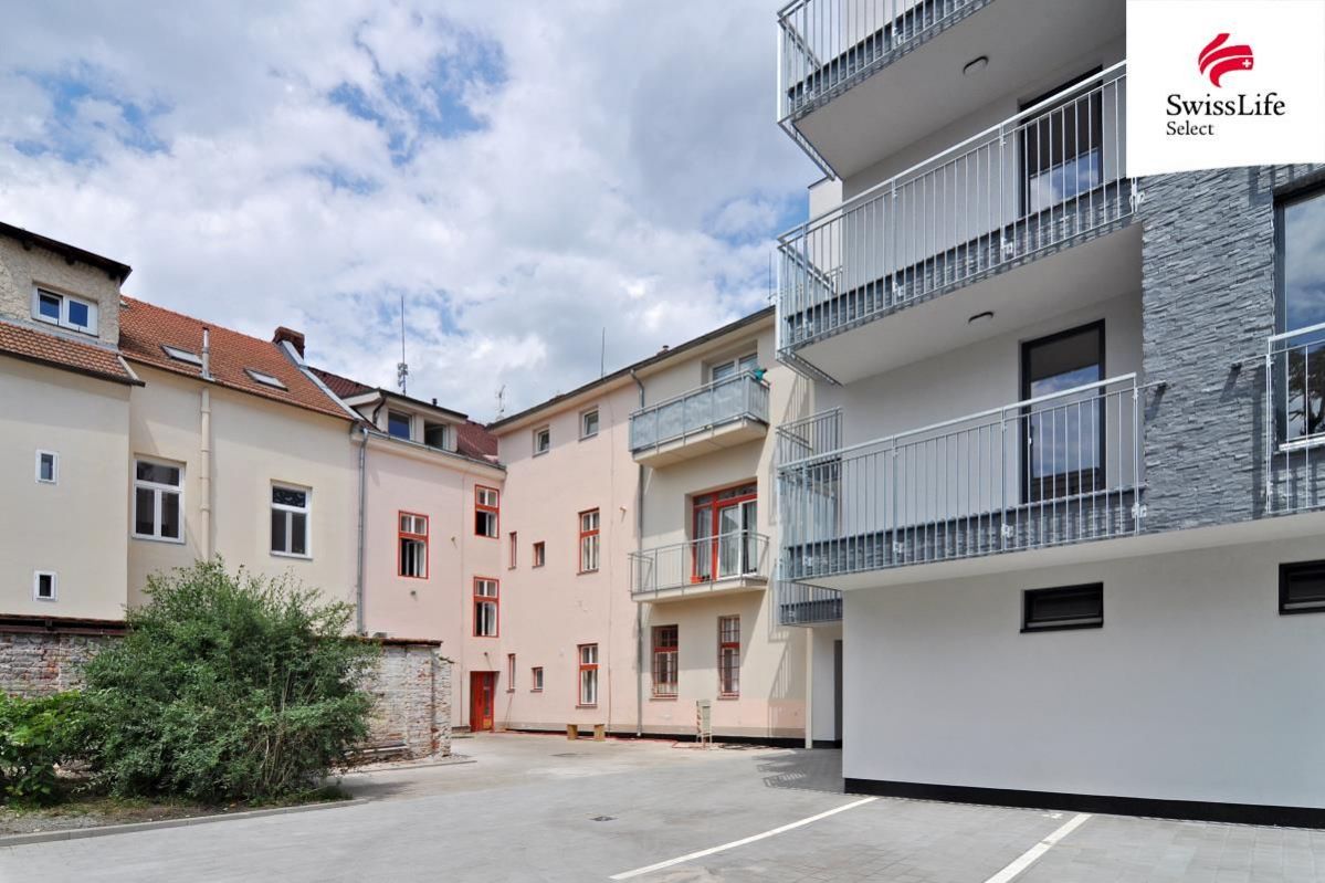 Pronájem garážového stání 16 m2 Bratranců Veverkových, Pardu - 4