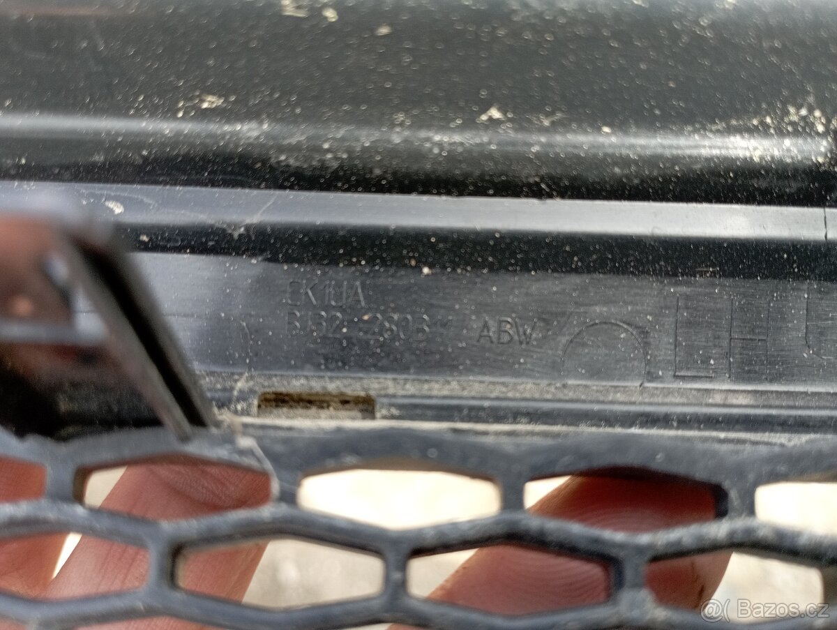 RANGE ROVER EVOQUE 2,0D RV 8/2018 LIŠTA DO L.P. BLATNÍKU - 4