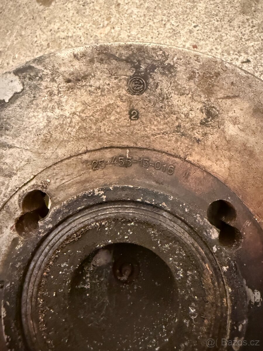 Hlava válce čz 250/455 - 4