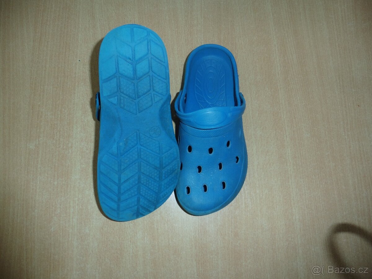 Tyrkysově modrá gumová obuv vel. 33 - 4