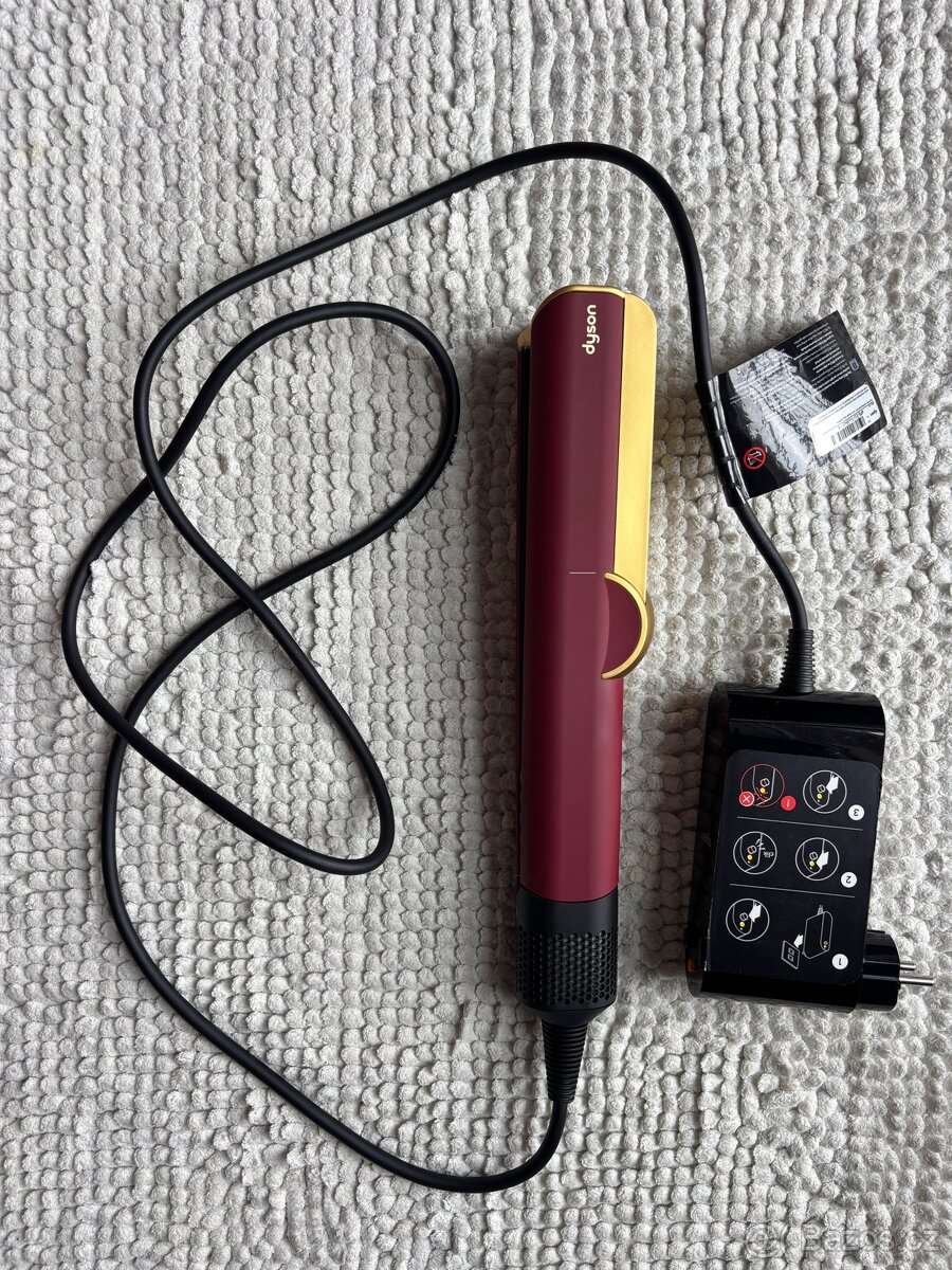 Dyson Airstrait (Red Velvet/Gold) - 4