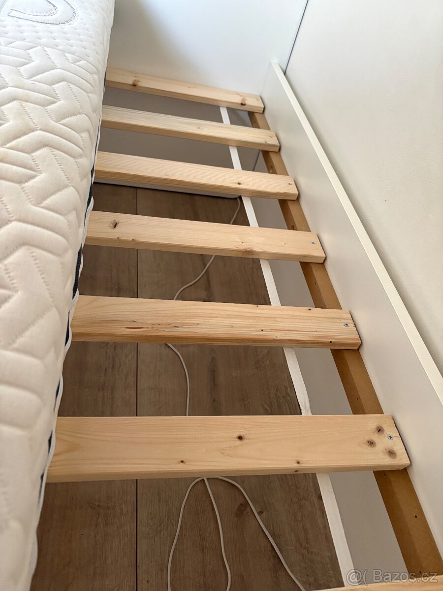 Dvoupatrová postel - 4