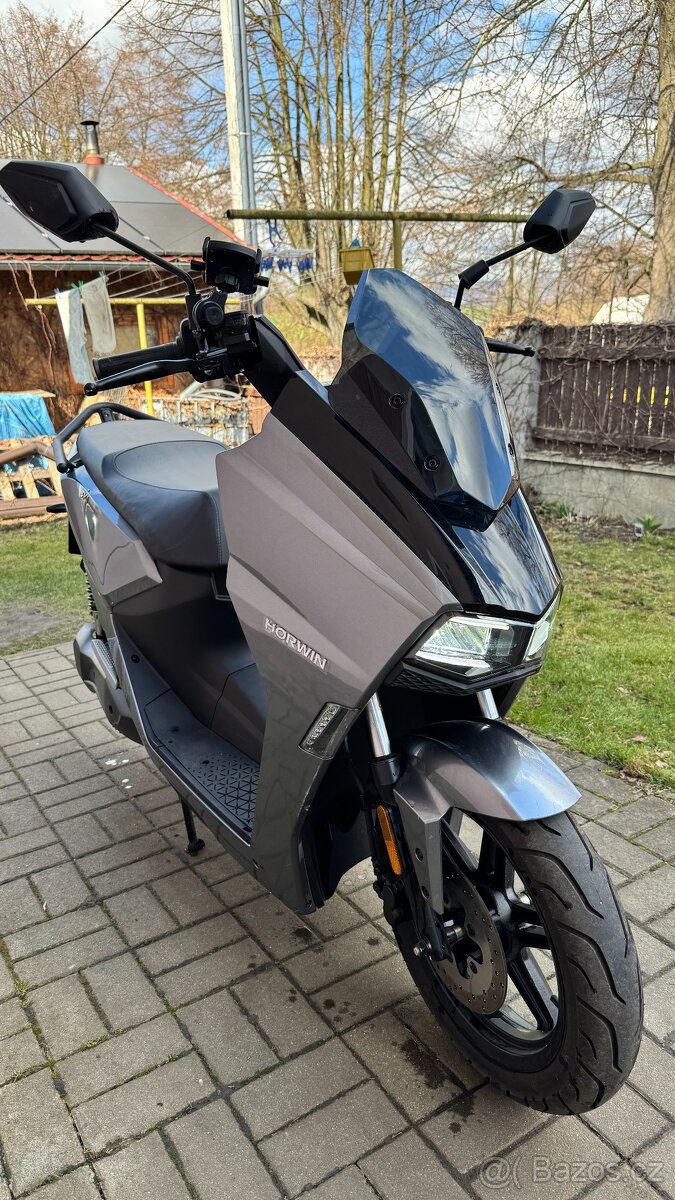 ⚡ Horwin SK1 – elektrický skútr, r. 2023, pouze 420 km - DPH - 4