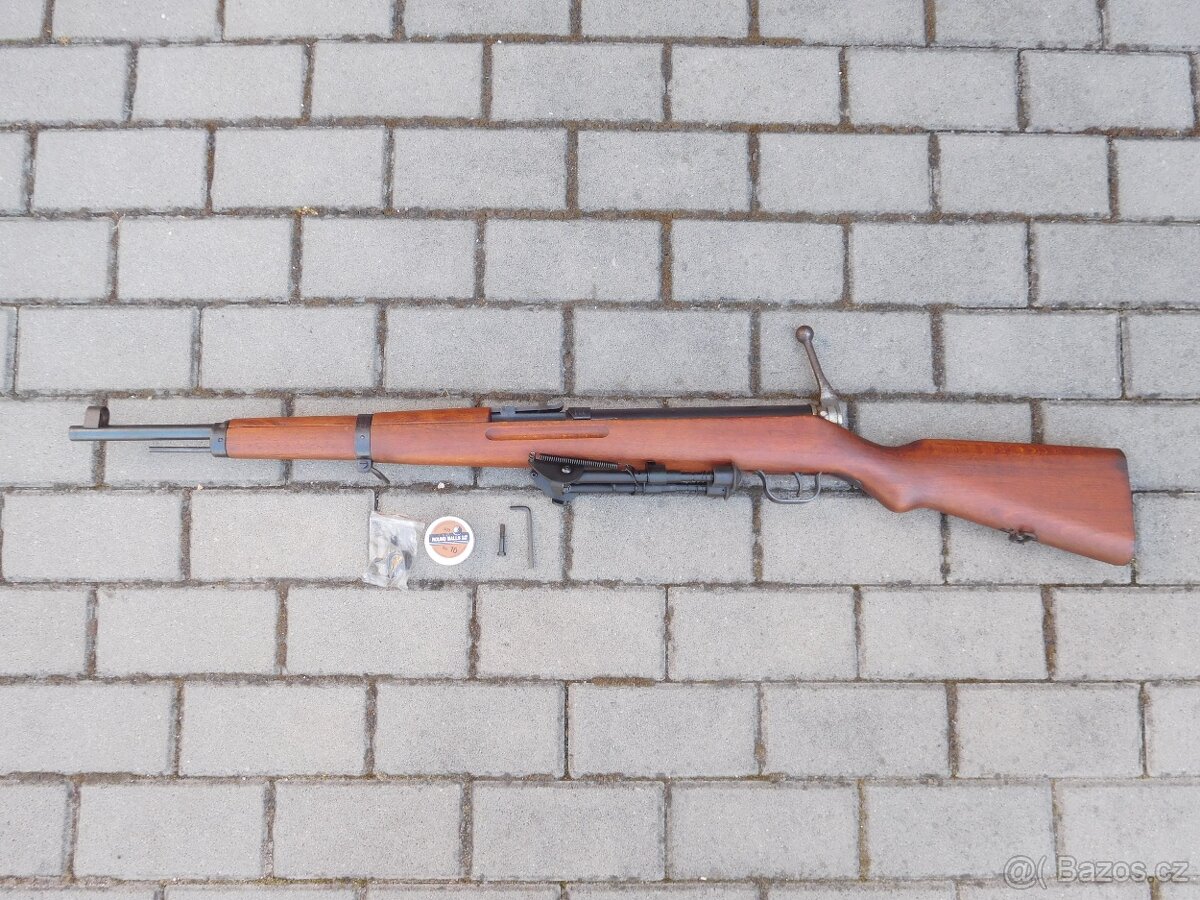 Vojenská vzduchovka vzor 47. - 4