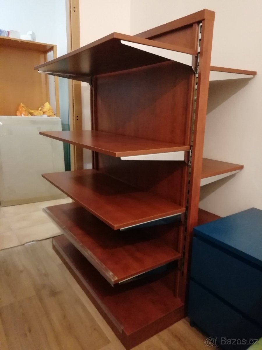 Regál - 4