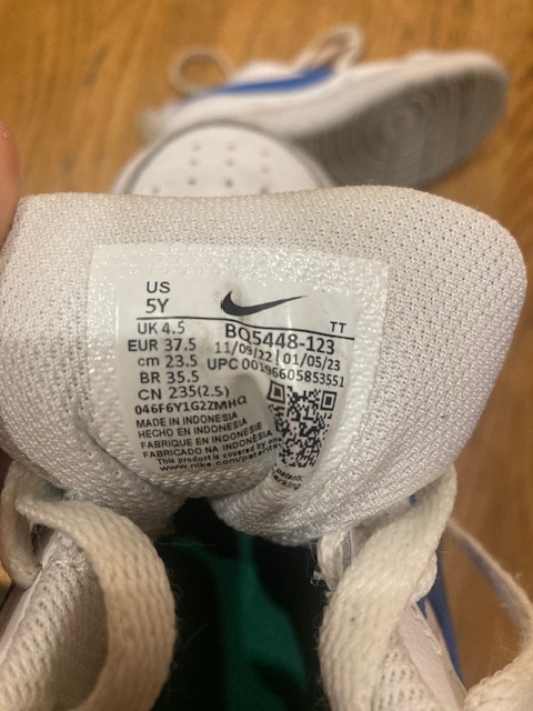 Tenisky NIKE, bílo-modré, vel. 37,5 (stélka 23,5) - 4