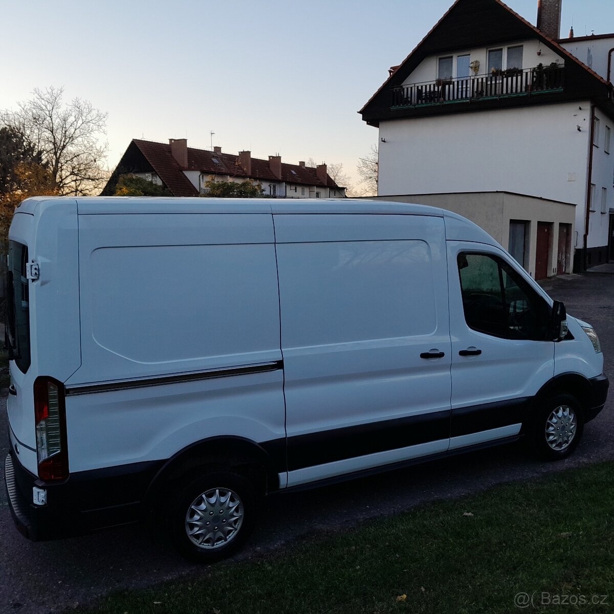 Ford Transit 2,2 TDCi 74kw, L2H2, serviska. - 4