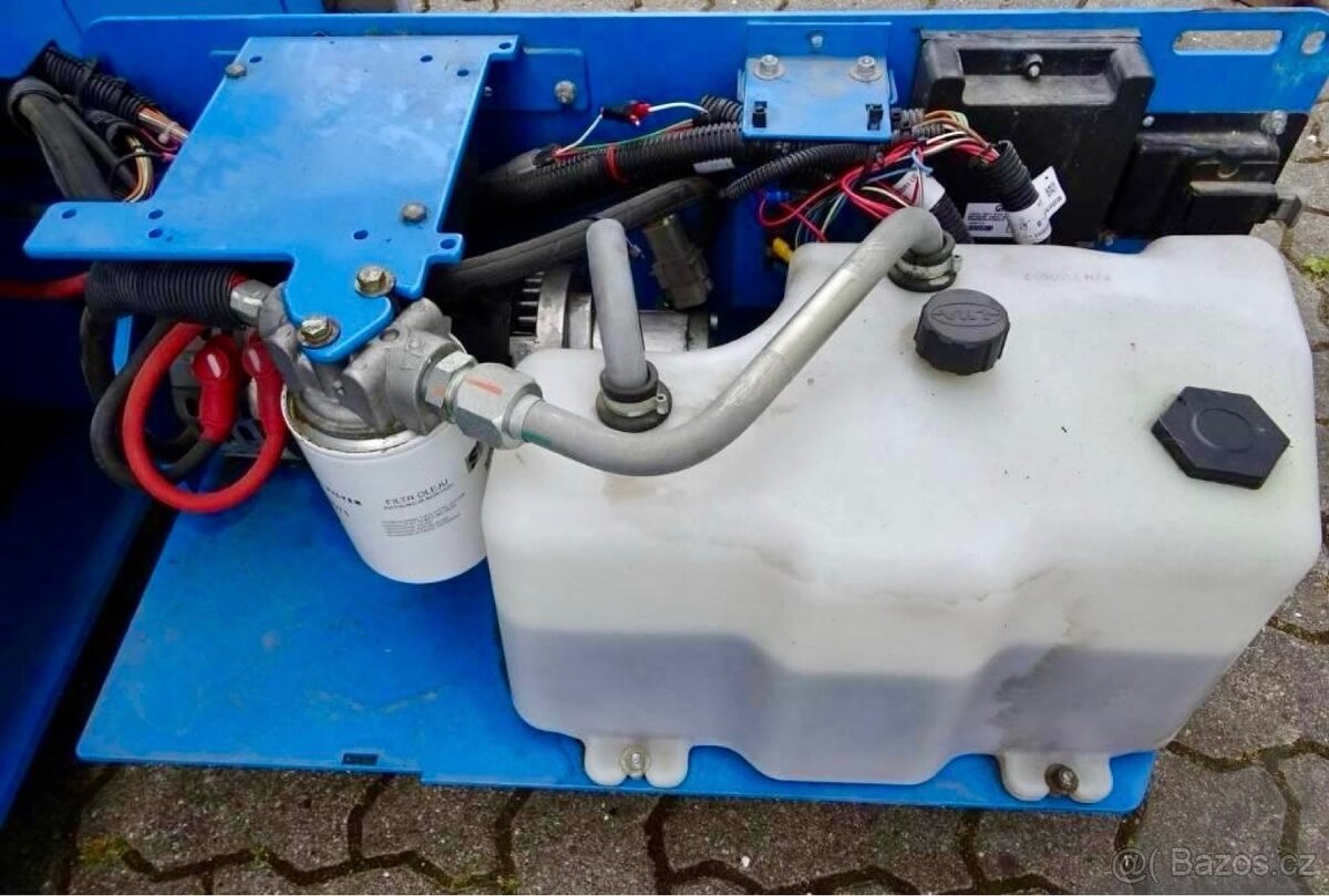 Nůžková aku plošina Genie GS 3246 nový model - 4