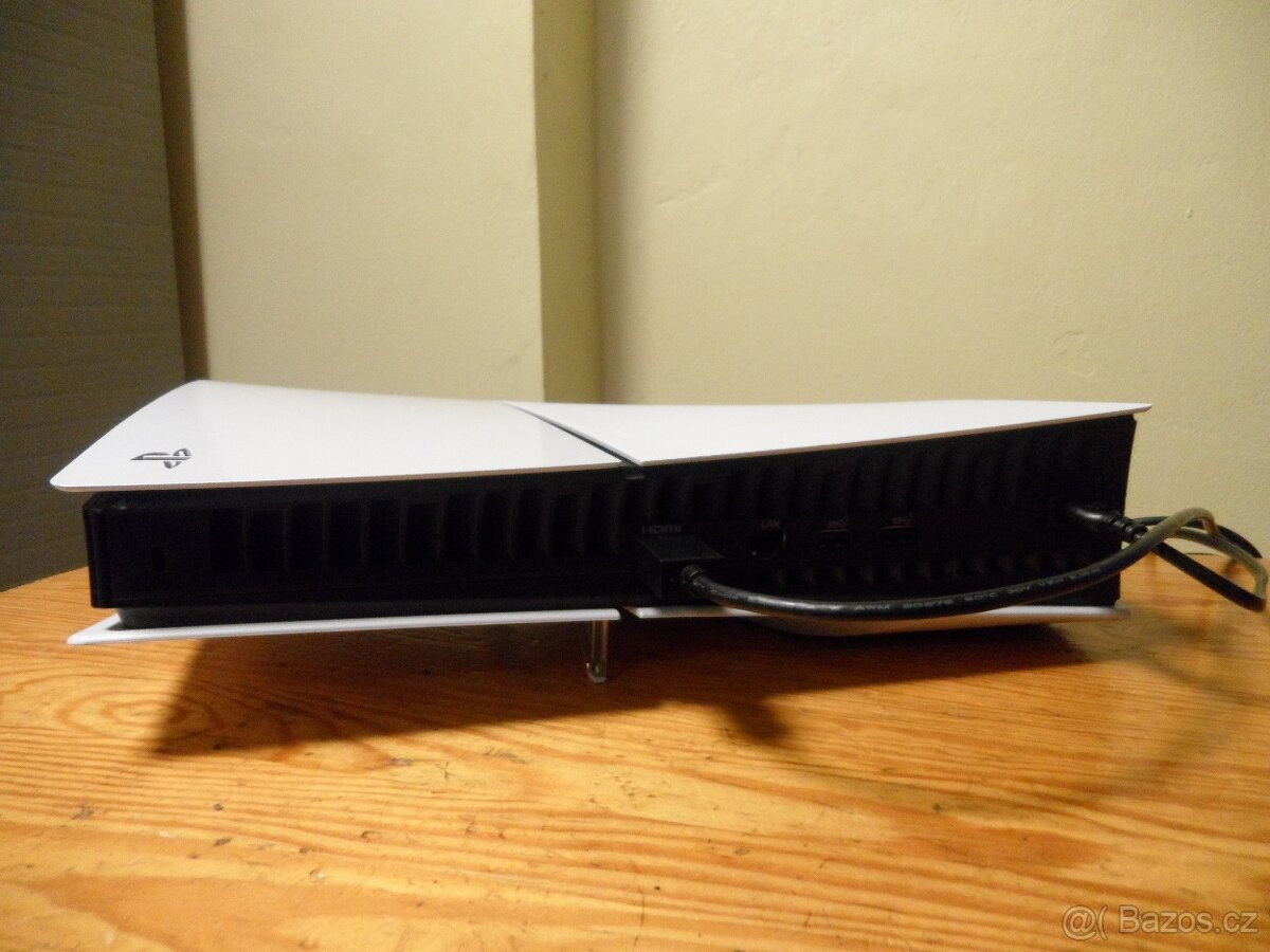 Herní konzole Sony PlayStation 5 850 GB s mechanikou - 4