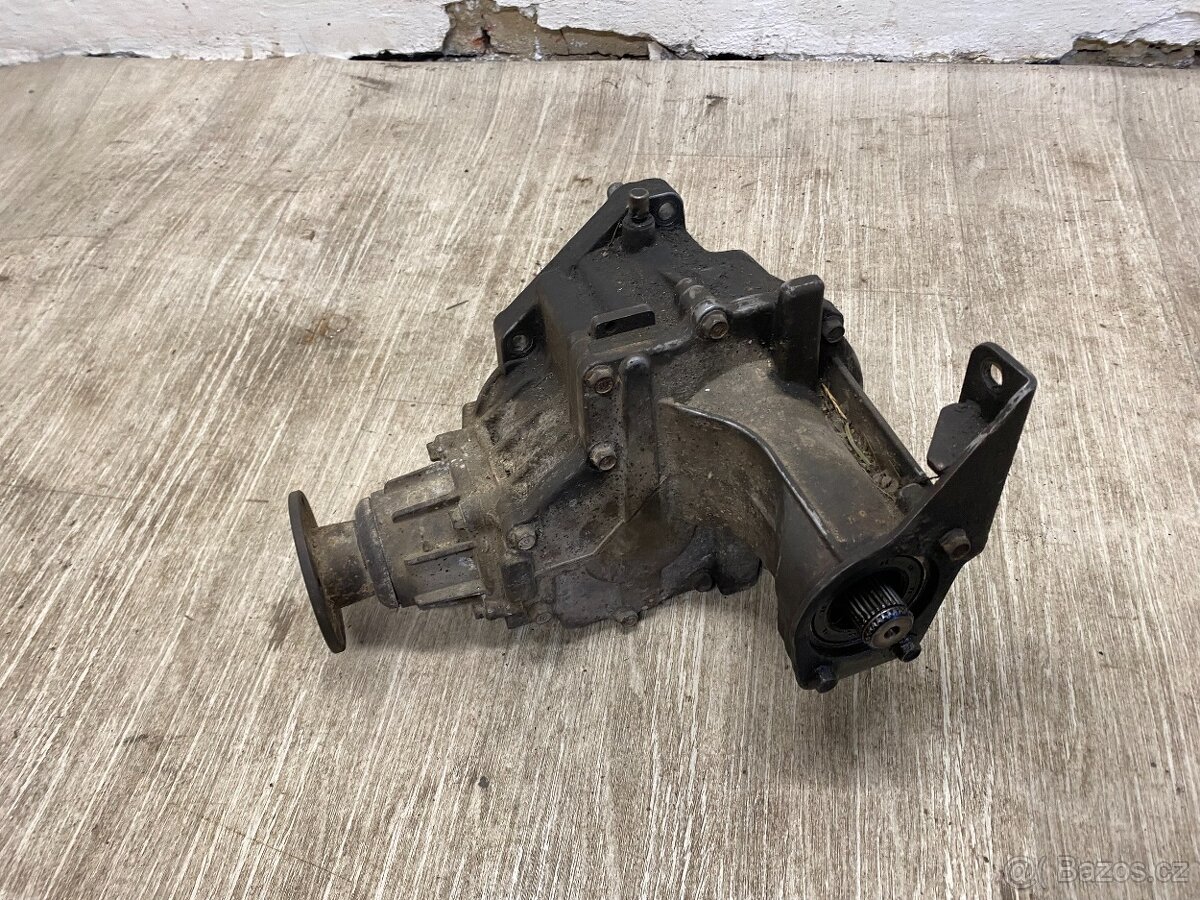 HYUNDAI SANTE FE I 2.4 107KW 4x4 00-06 - PŘEDNÍ ROZVODOVKA - 4