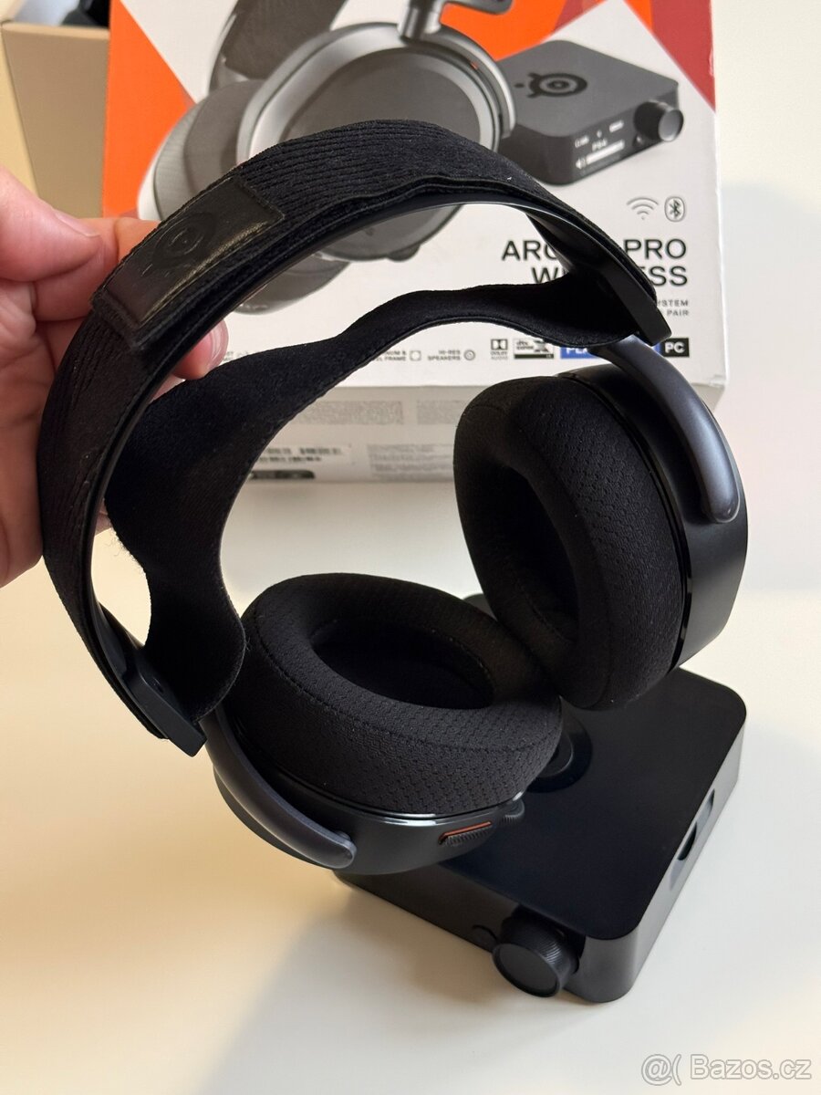 Sluchátka SteelSeries Arctis Pro Wireless - 4