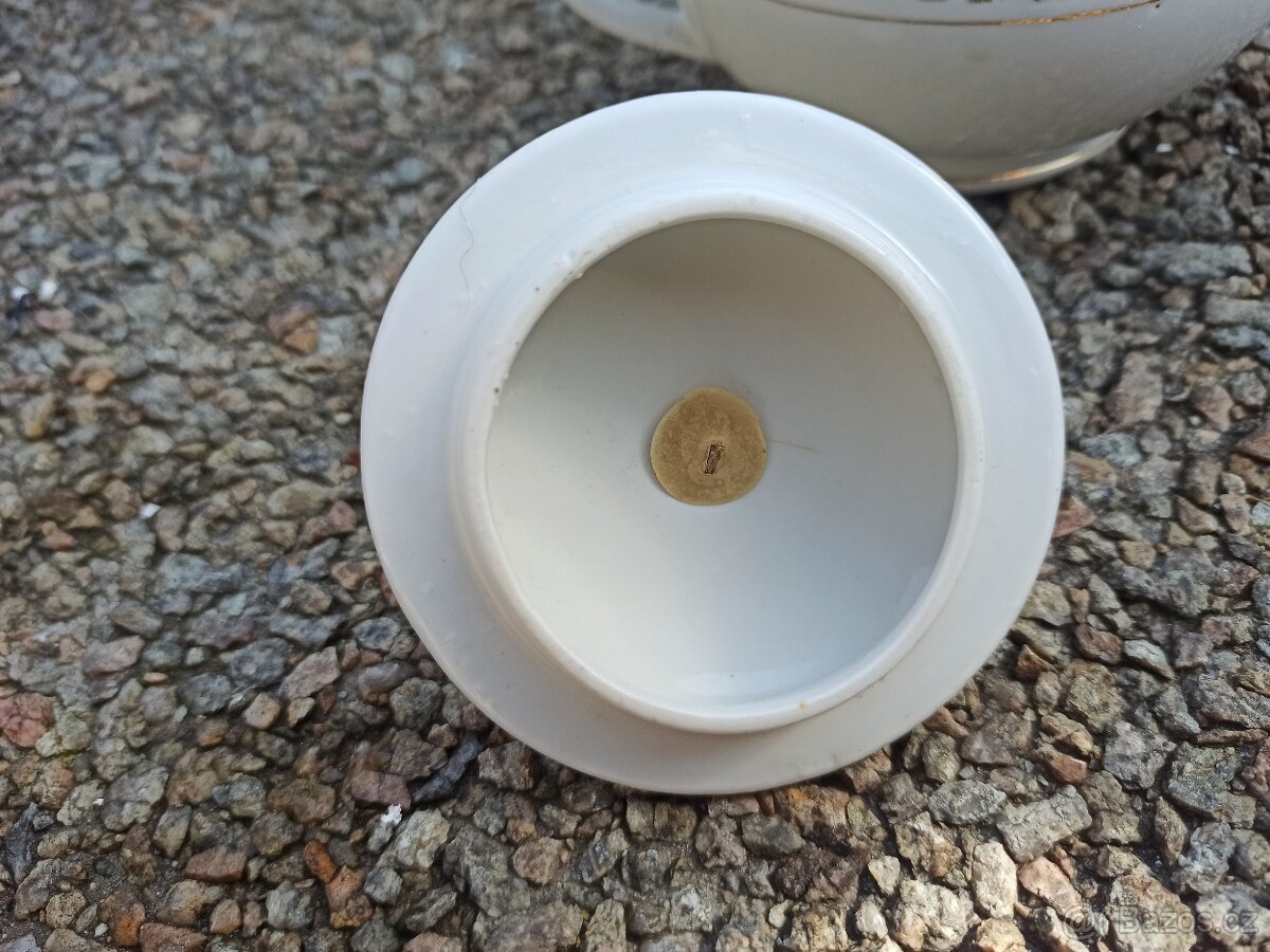 Sklo, porcelán - různé - 4