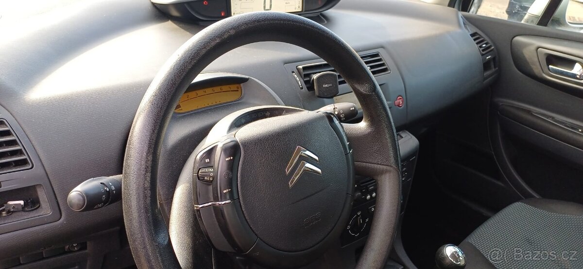 Citroën C4, 1.4i 16v 65kW - 4